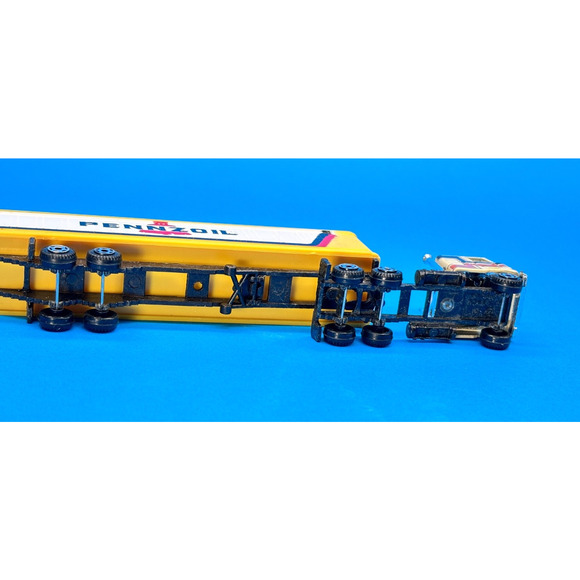 Vintage PENNZOIL MACk Semi-Truck Tractor & Trailer HO Scale Cabover yellow - Picture 10 of 16